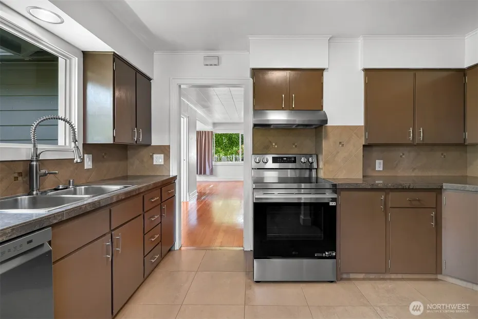3304 Bennett Drive Photo 10
