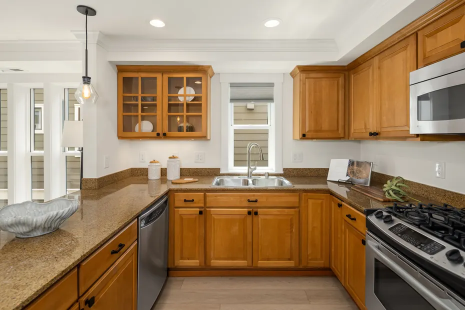 746 Boylston Avenue E #A Photo 17