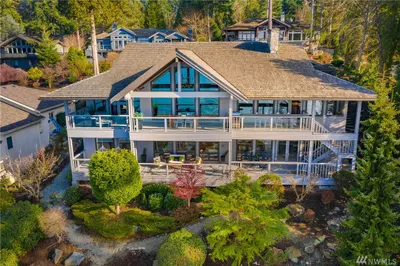 9125 Great Blue Heron Lane
