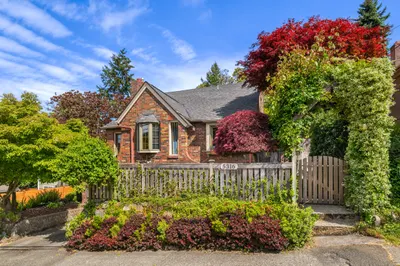 5316 SW Lander Street