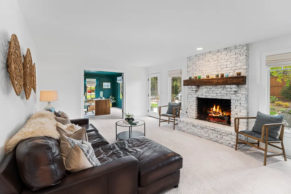 2715 84th Place NE Photo 17