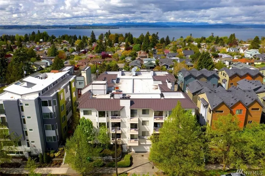 5941 California Ave SW #1-30 Photo 1