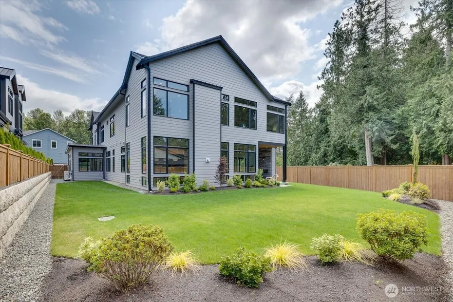 23018 30th Drive SE Photo 35