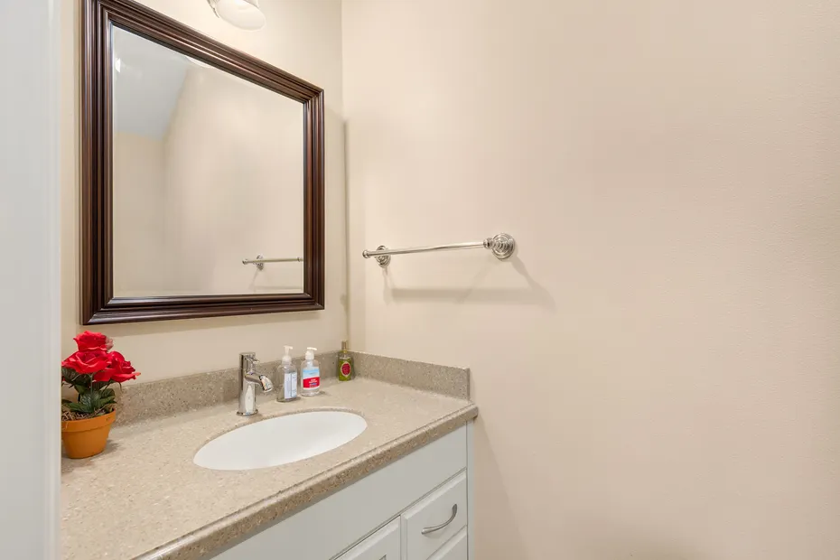 1107 Madison Street Photo 49