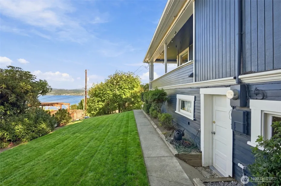 10115 66th Avenue S Photo 25