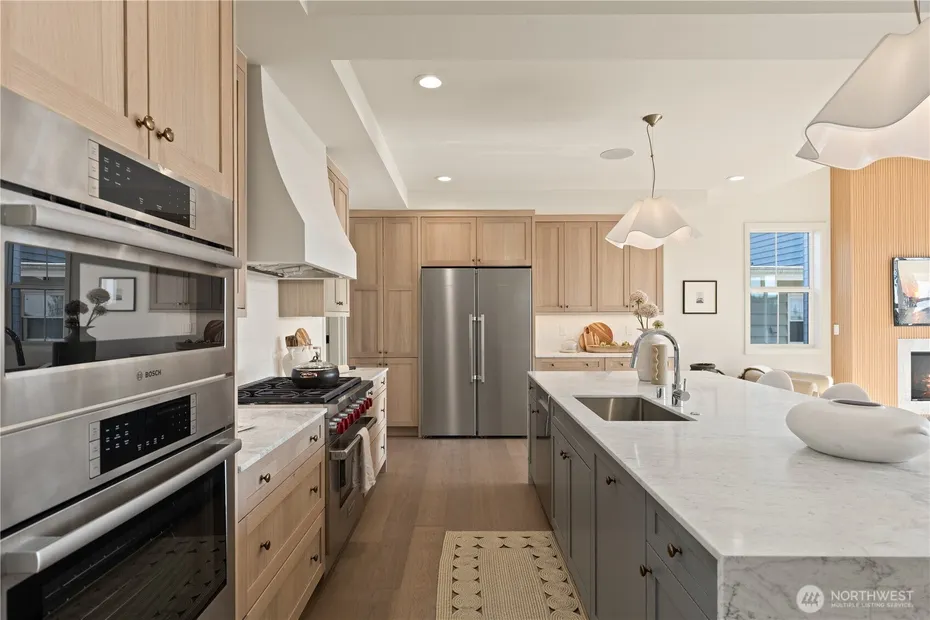 3243 13th Avenue W Photo 12