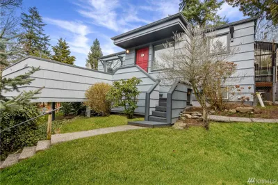 3854 30th Ave W