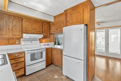 14322 Admiralty Way #126