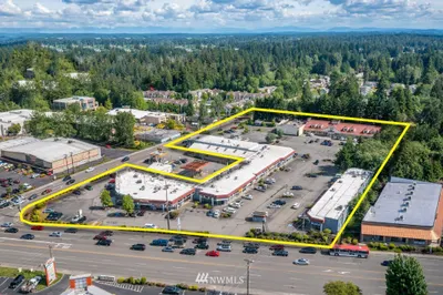 620 SE Everett Mall Way