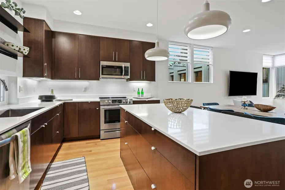 3641 22nd Avenue W #E Photo 18