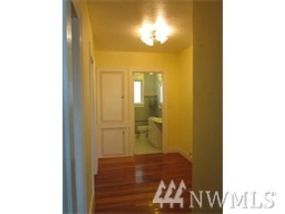 9015 39th Ave S Photo 1