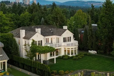 2403 Evergreen Point Road