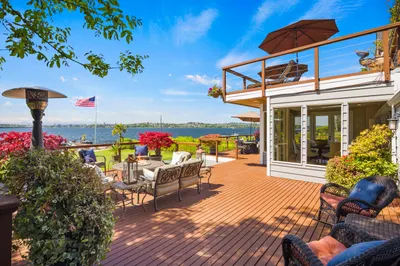 3261 Evergreen Point Road
