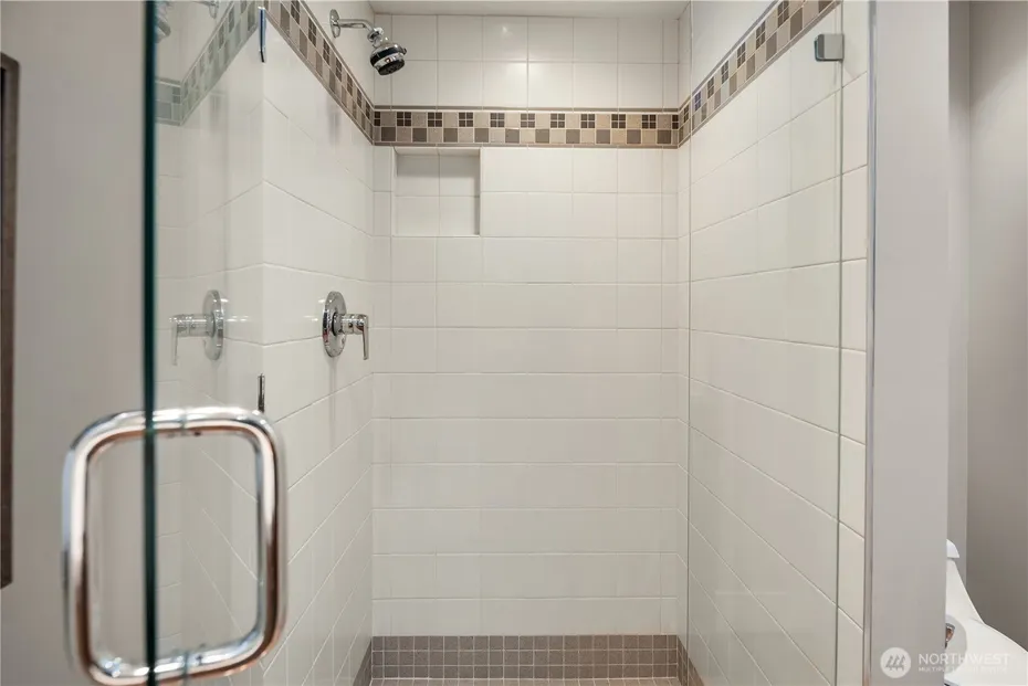 136 Central Way #304 Photo 23