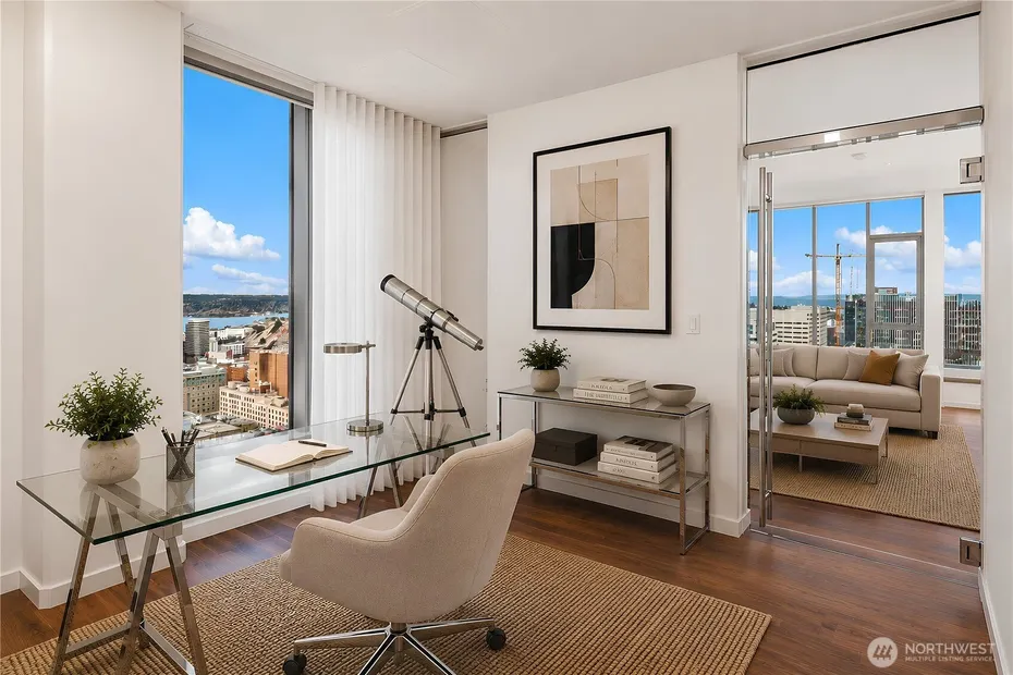 800 Columbia Street #3605 Photo 3