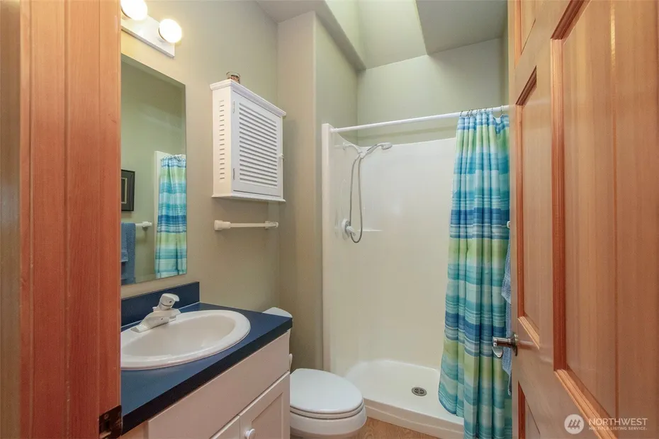 1668 Freshwater Bay Road Photo 15