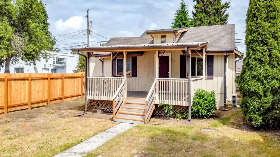 4051 Tacoma Avenue Photo 1