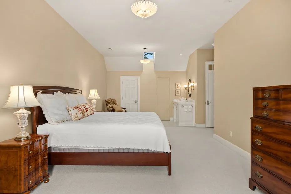 1107 Madison Street Photo 30